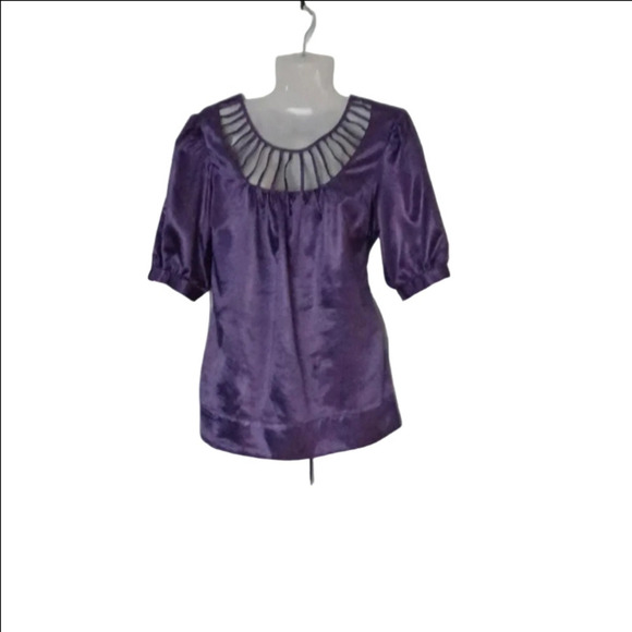 💙 🏍silky  to touch purple Blouse - Picture 4 of 9